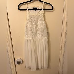 Ivory NWT David’s Bridal size 8 dress with shimmer, perfect for rehearsal dinner
